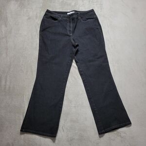 Chico's Platinum Womens Straight Fit Jeans Short Size 2.5  US L /14 Black